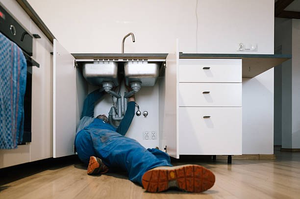 Professional Plumbing technician working in Garberville, CA